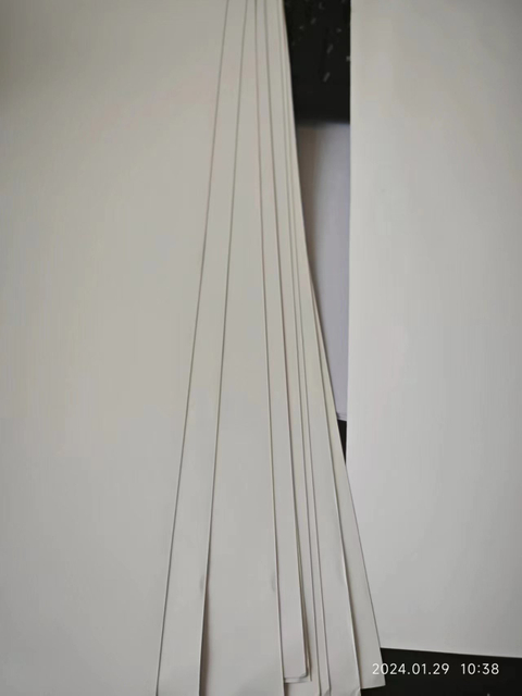 Customized Label Printing Machine Roll Waterproof Sticker Pp Synthetic Paper